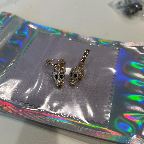 Gold crystal pavé skull earrings with gold plated earring huggie. New/Handmade - Picture 2 of 6